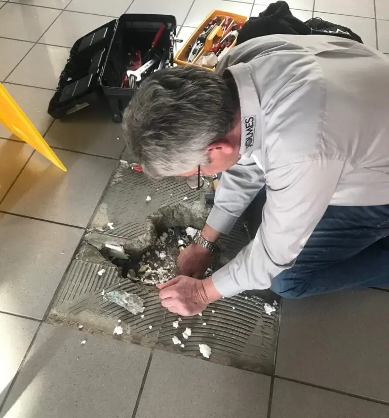Wasserschaden beseitigen