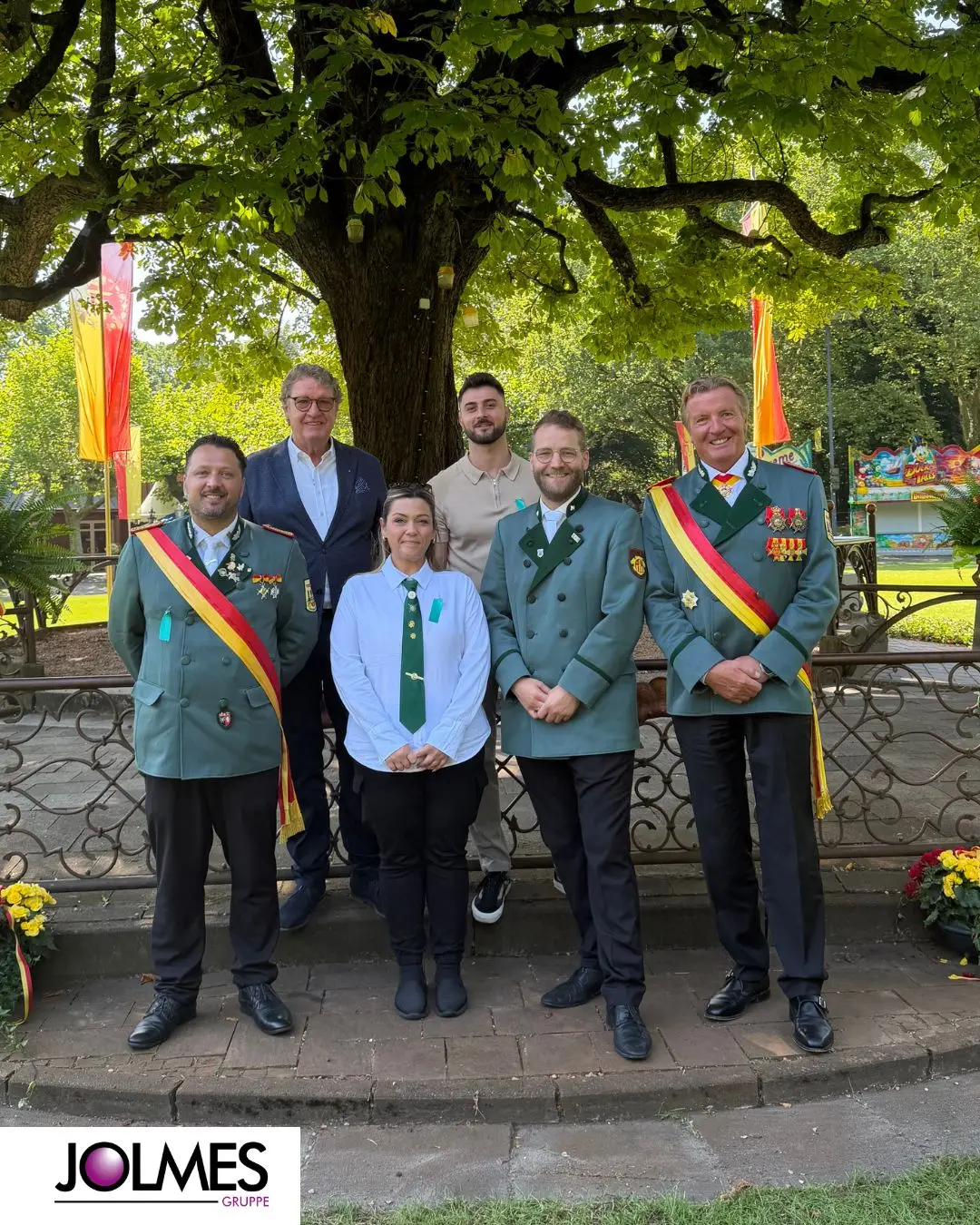 Vier Tage Paderborner Schützenfest und wir waren mittendrin. 🎯

Danke für ein tolles Wochenende, ein schönes Schützenfrühstück und beste Stimmung. So geht Paderborn.

Bis nächstes Jahr!

#Schützenfest #Paderborn #PBSV #PaderbornerSchützenfest
